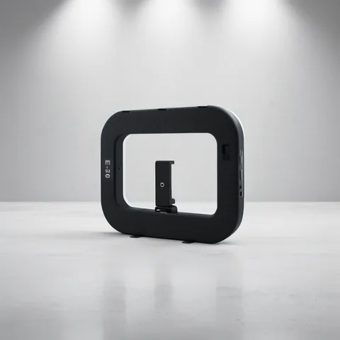 Aro LED Rectangular Modelo E30 Recargable Con Soporte Para Smartphone Y Control Bluetooth. - imagen 4