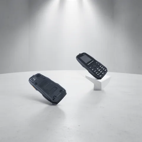 Telefono Celular Dual SIM Modelo HB-1077 Tipo Survivor, Marca HOLSTEN BOSSEN. - imagen 4